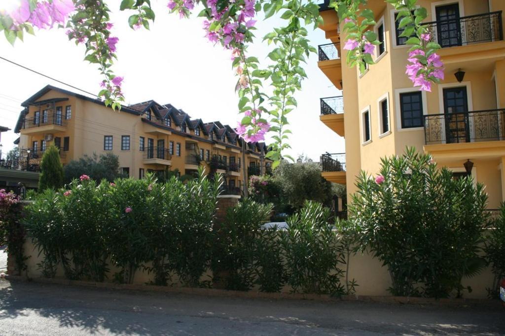 T&G Apartments Marmaris Esterno foto