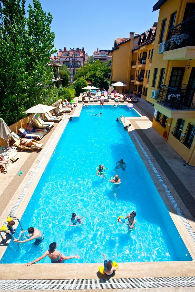 T&G Apartments Marmaris Esterno foto